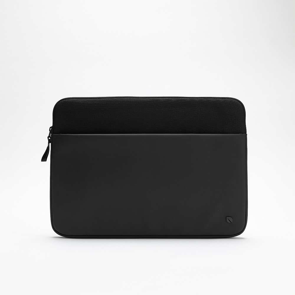 Incase A.R.C. Sleeve - MacBook Pro 14" (2021-2026) - Black